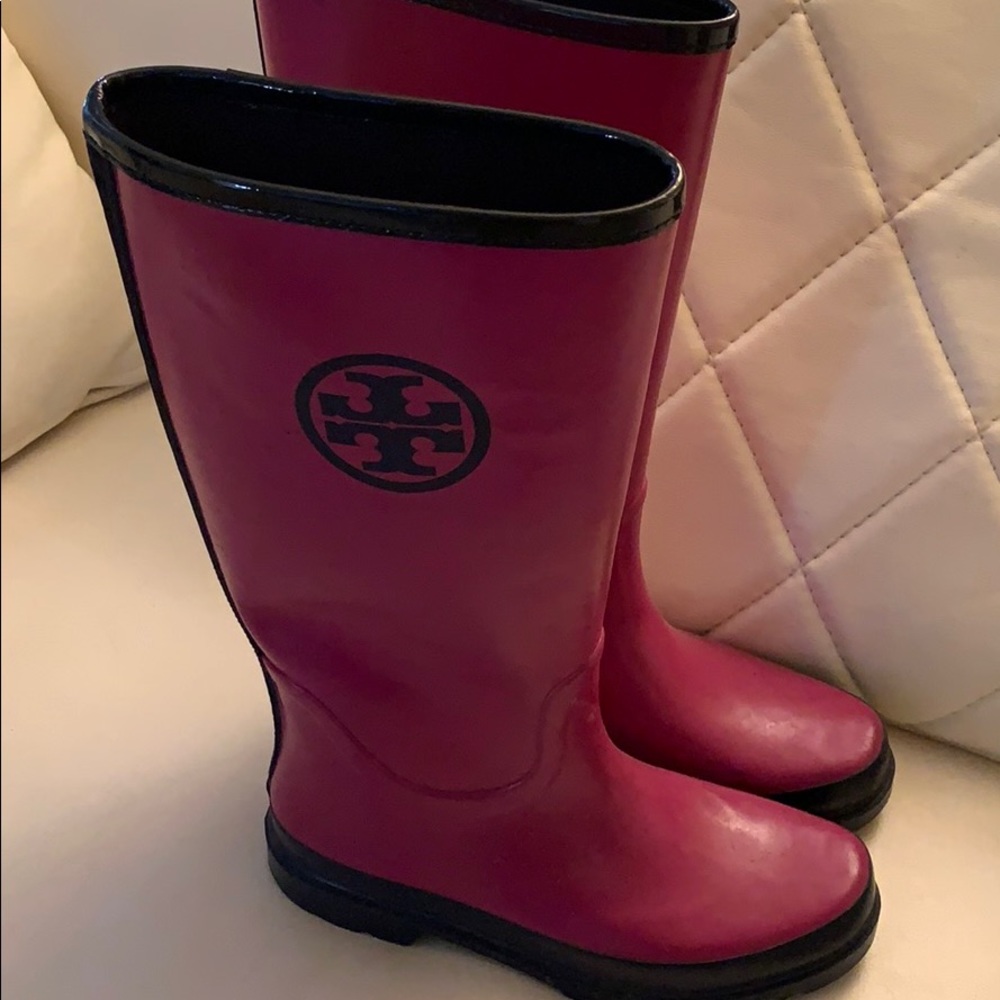 Women’s’ Navy blue and pink Tory Burch rain boots